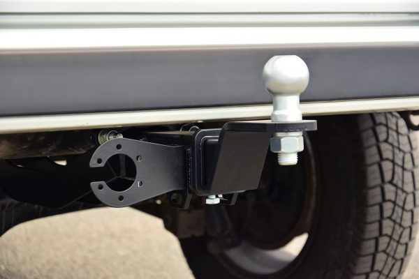 Фаркоп LADA 4x4 2121  2131 с 1995 - съемный квадрат — изображение 5
